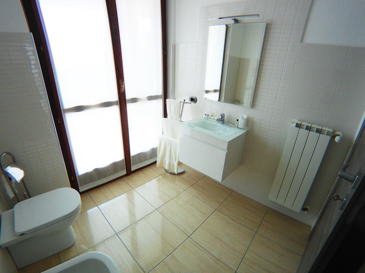 La Tarantola Bed & Breakfast Vermezzo Екстериор снимка