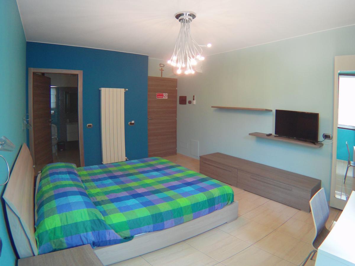 La Tarantola Bed & Breakfast Vermezzo Екстериор снимка